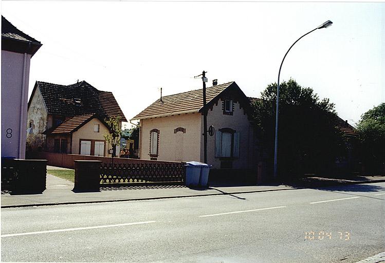 Ancienne limonaderie, 6, allée des Peupliers.