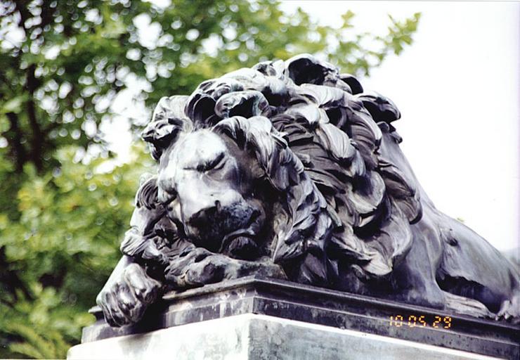Monument No 3, commémorant la guerre de 1870. Détail d'un lion.