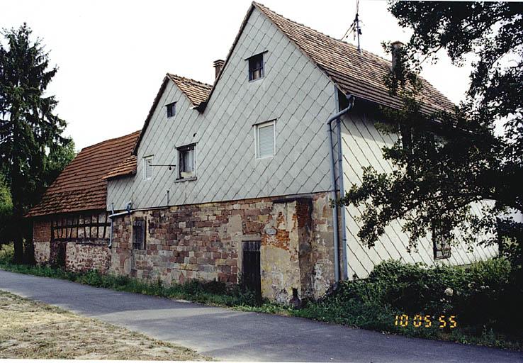 Ancienne forge dite Wappenschmiede, numéro 4 sur un chemin rural près de la rue des Quatre-Vents.