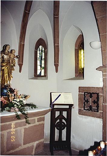 Chapelle de la Vierge au nord du choeur. Vue partielle de l'abside, vers le sud.