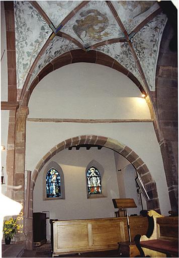 Mur sud du choeur vers la chapelle sud.