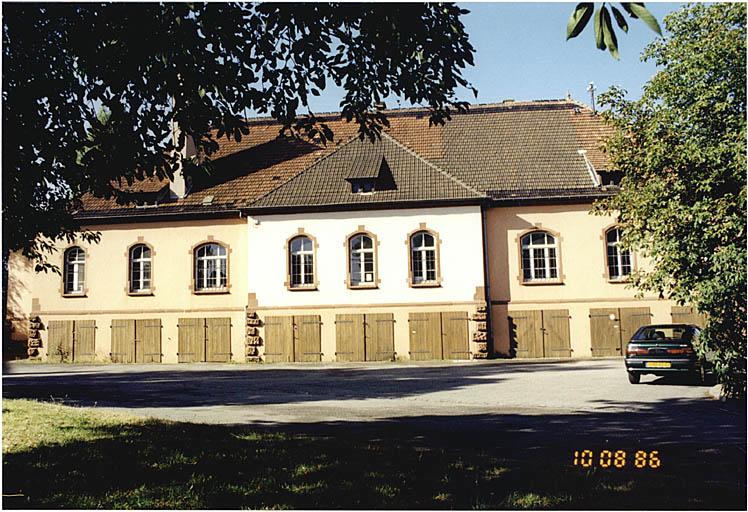 Ancienne dépendance, 19 rue de la Pépinière. Vue d'ensemble depuis le nord-est.