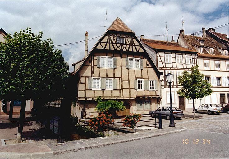 Vue d'ensemble depuis le sud-ouest.