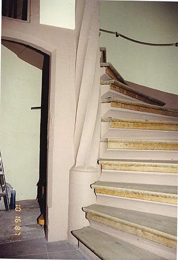 Départ de l'escalier en vis.