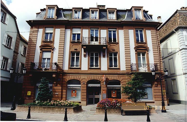 Café National puis caisse d'épargne
