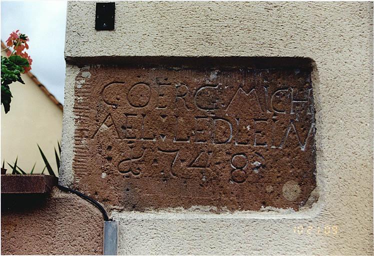 23, rue de la Laine, chaîne d'angle portant l'inscription : GOERG MICH/AEL LEDLEIN / 1748.