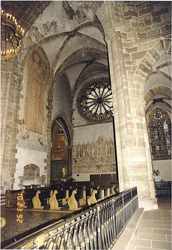 Bras sud du transept depuis le nord-ouest.