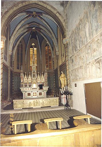 Vue d'ensemble de la chapelle de la Vierge, actuelle chapelle du Sacré-Coeur, à l'est du bras sud du transept.