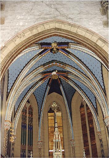 Chapelle de la Vierge, actuelle chapelle du Sacré-Coeur, à l'est du bras sud du transept. Vue de la voûte.