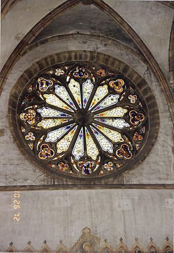 Bras sud du transept, vue de la rose.