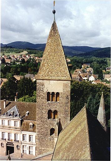 Tour, face est, depuis la tour de croisée.