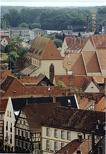 Vue d'ensemble de l'église, depuis le nord-ouest.