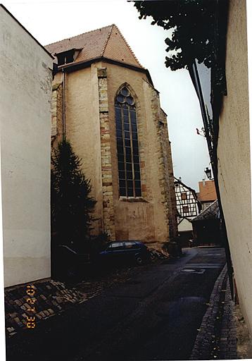 Vue partielle du chevet de l'église, depuis le sud-est.