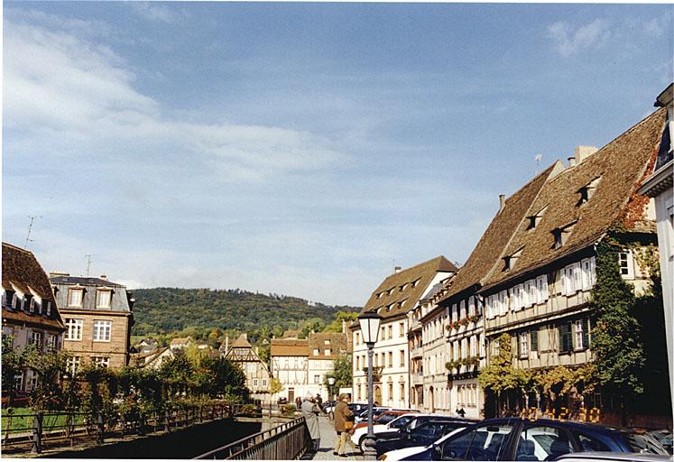 Vue du quai Anselmann depuis le sud-est.