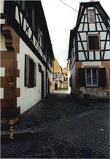 Vue de la rue des Cordonniers depuis la rue du Sel.