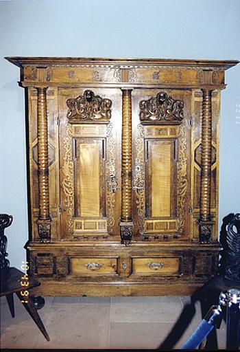 Armoire à 3 colonnes (n° 6)