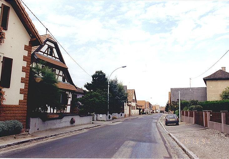 Vue de la rue Principale.
