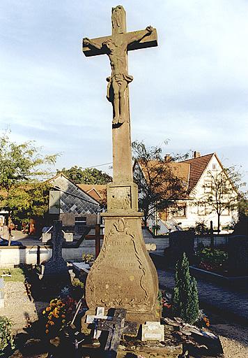 Croix de cimetière