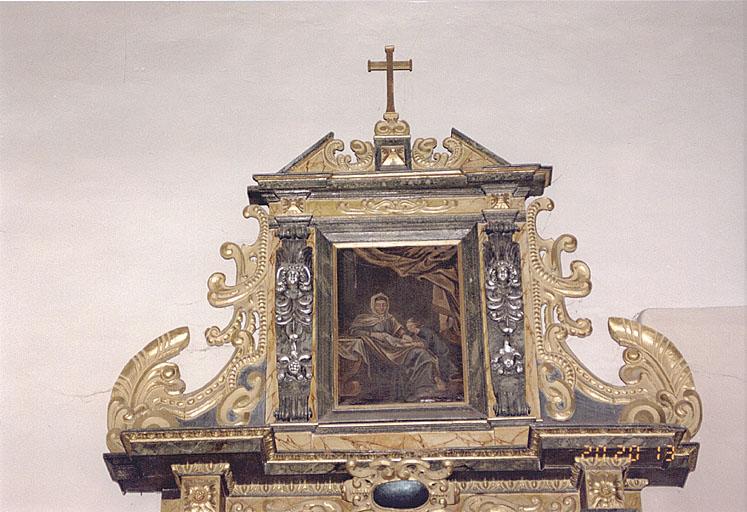 Retable de la Vierge : couronnement.