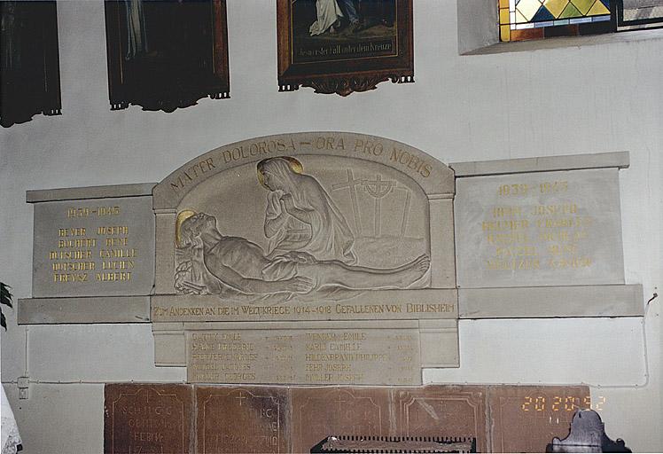 Vue du monument aux morts.