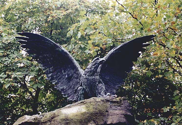 Détail de l'aigle.