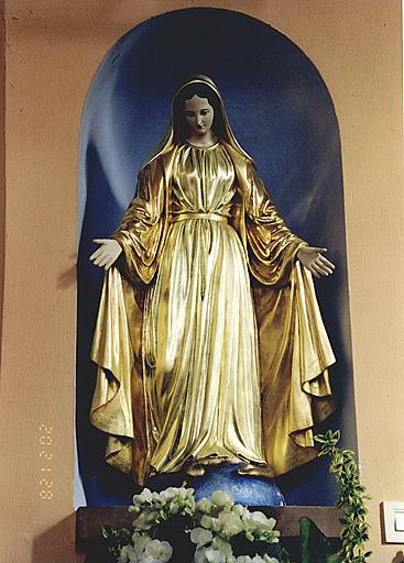 Vue d'une statue : Immaculée Conception.