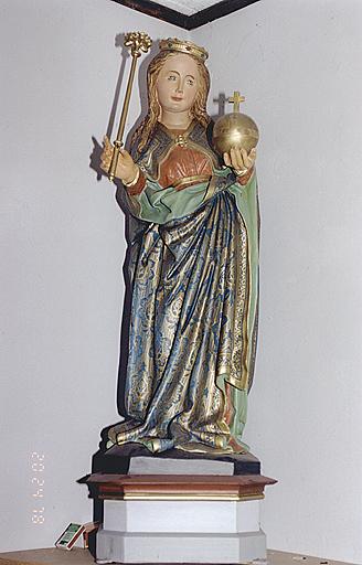 Statue : sainte