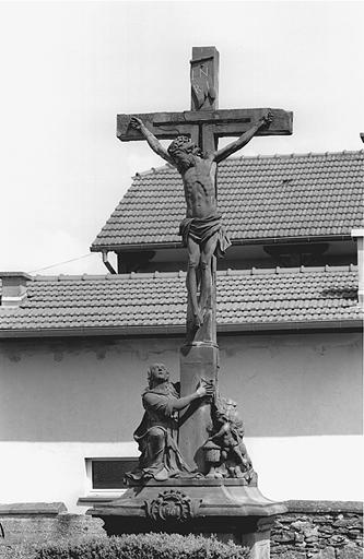 Croix de cimetière