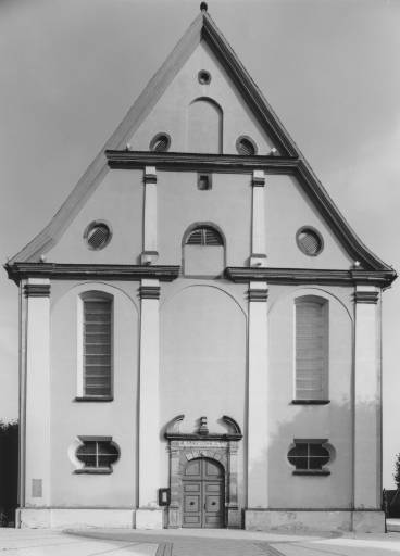 Vue de la façade occidentale.