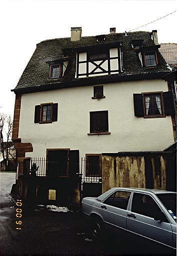 Vue de l'élévation nord depuis la rue du Rempart.