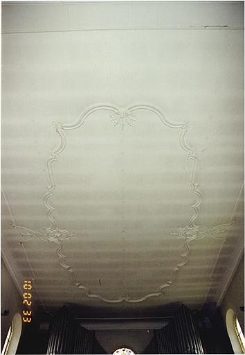 Vue du plafond de la nef.