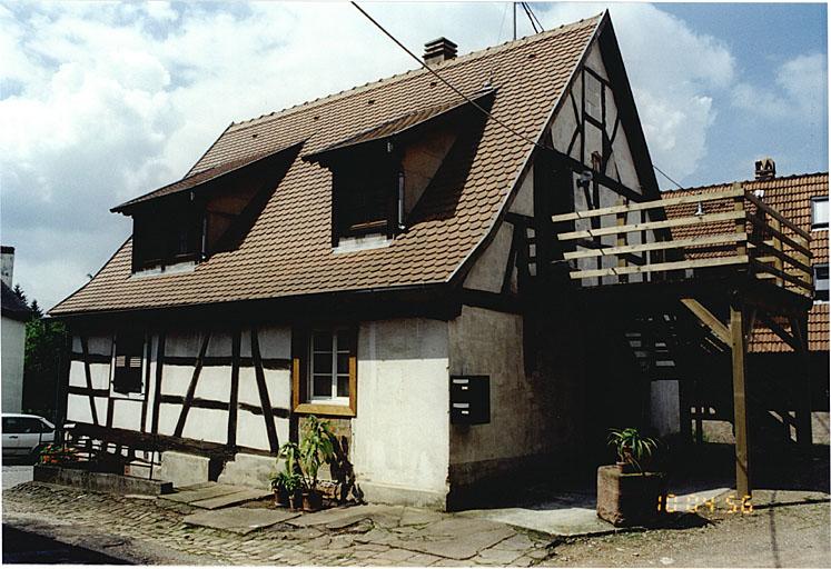 Ferme, maison Schweickart, actuellement menuiserie