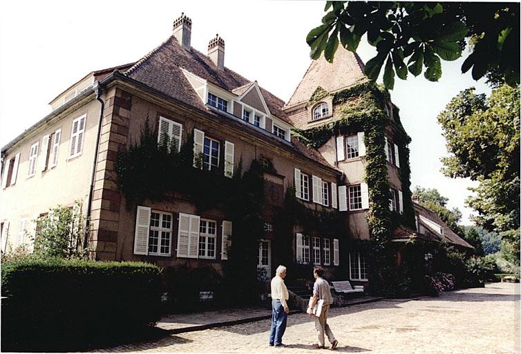 Vue de la maison de 1733 remaniée en 1910.