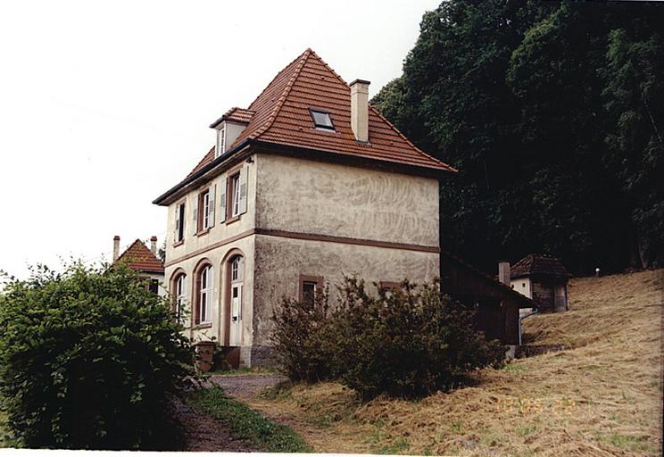 Vieux-Pfaffenbronn, No 10. Vue de l'ancienne école (?).