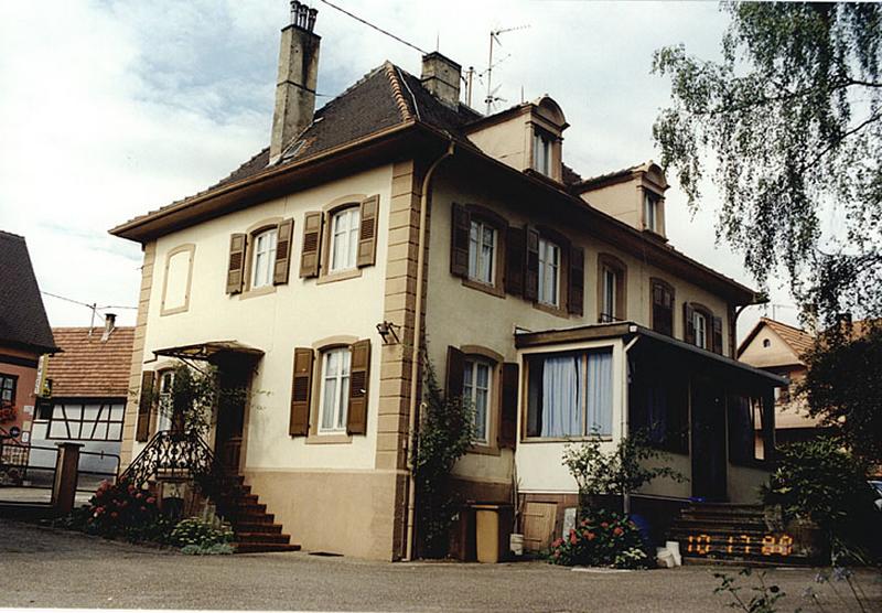 Vue d'ensemble depuis le jardin.