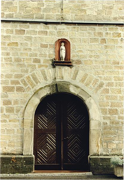 Tour occidentale : vue de la porte d'entrée.