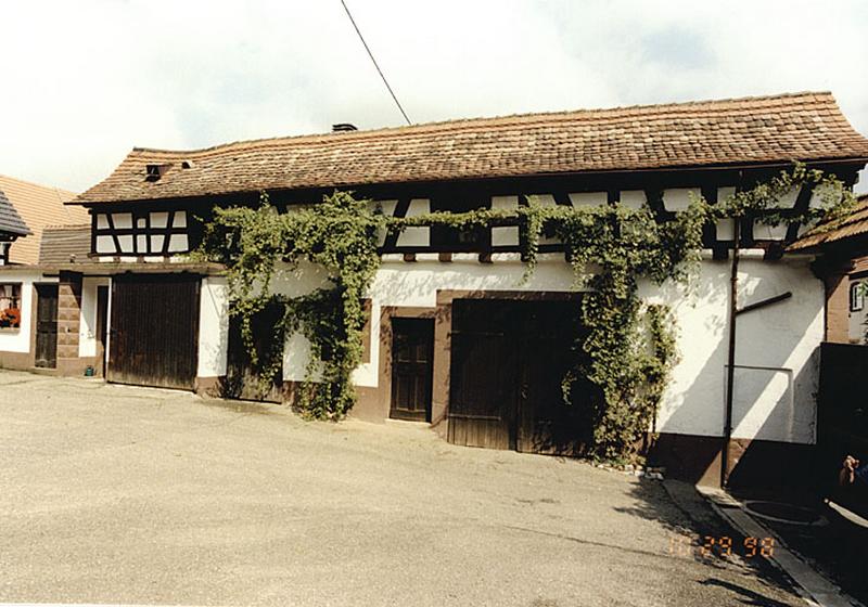 Dépendance à pignon sur rue, vue de l'élévation sur cour.