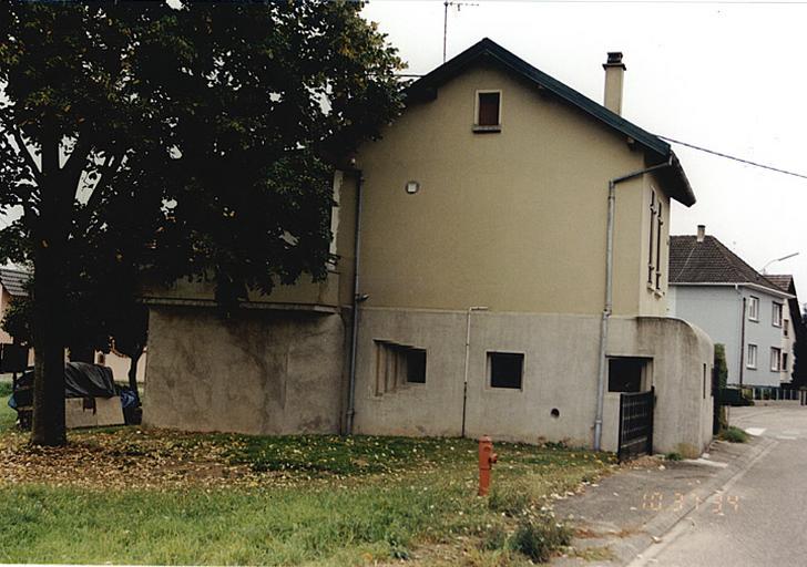 Vue du fort-maison de la ligne Maginot, 60 a, rue dite Oberringstrasse.