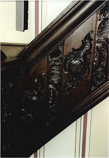 Détail de la rampe de l'escalier.