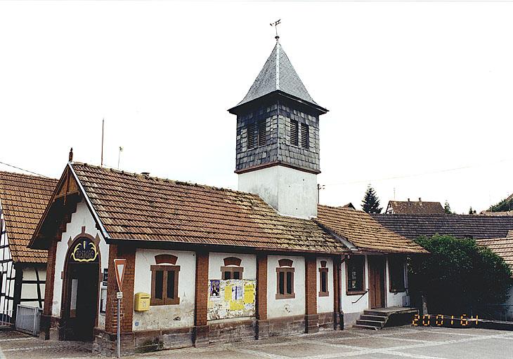 Remise de matériel d'incendie