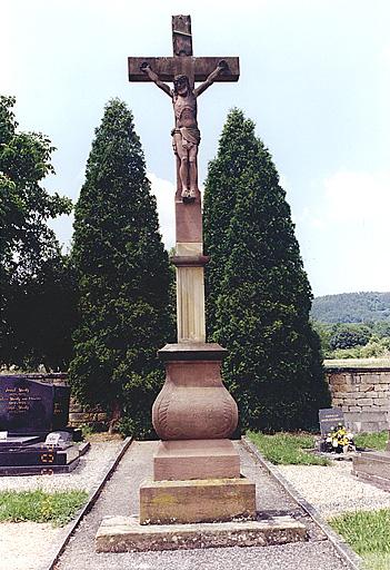 Croix de cimetière