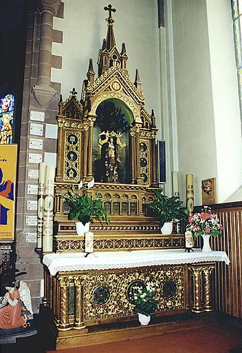 Vue de l'autel-retable secondaire de Notre-Dame du Chêne (au sud).