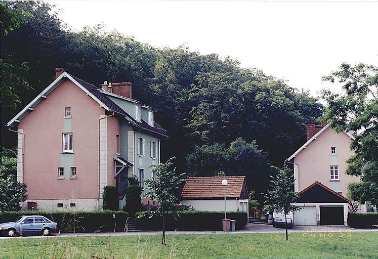 Cité des officiers, rue du Muguet.