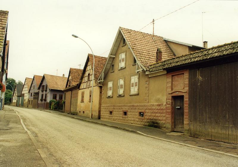 Vue de la rue Principale, partie est.