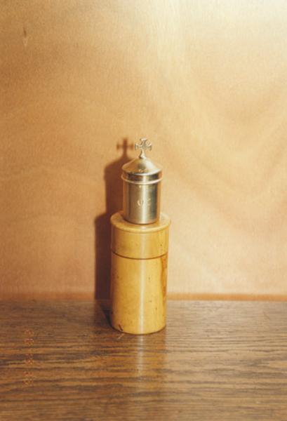 Ampoule à huile des malades, orfèvre non identifié, après 1838.