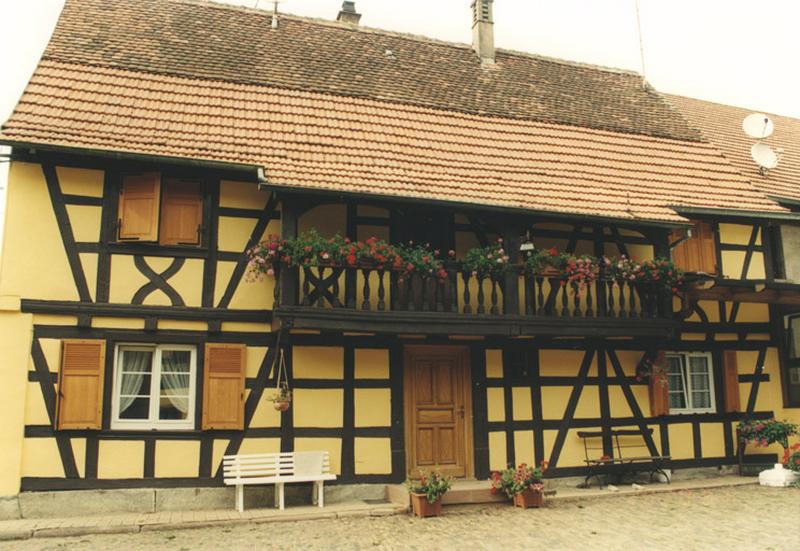 Logis, élévation sur cour.