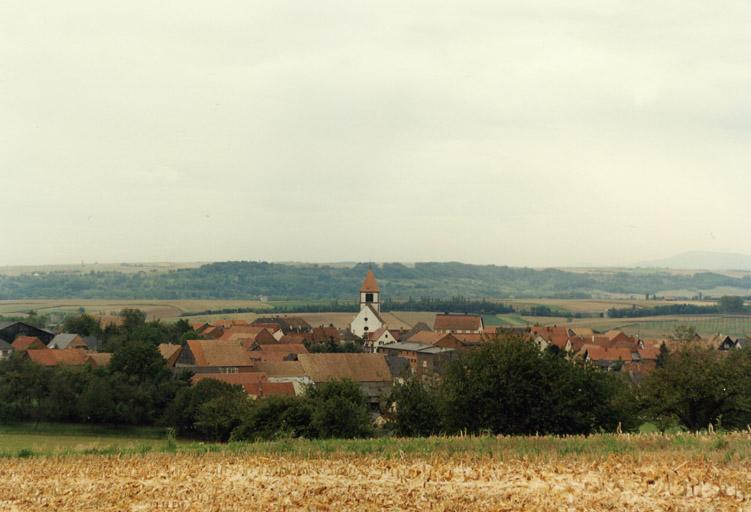 Vue du village prise du nord.