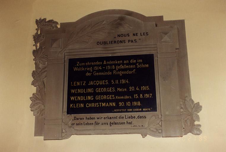 Monument aux morts, 1er quart du 20e siècle.