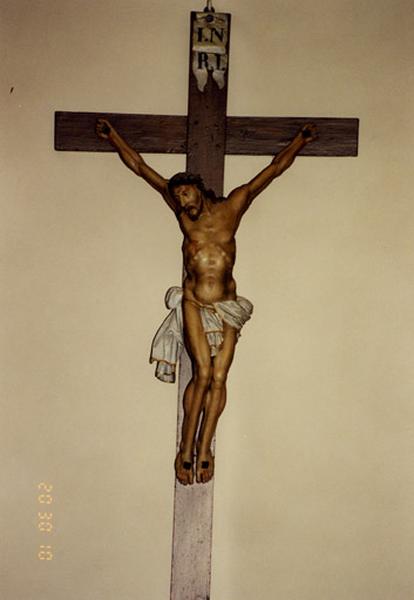 Croix : Christ en croix