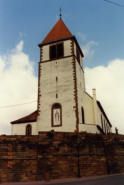 La tour-choeur vue depuis le sud.